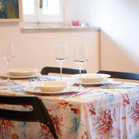 アパート La Via Del Mare By Portofinovacanze *